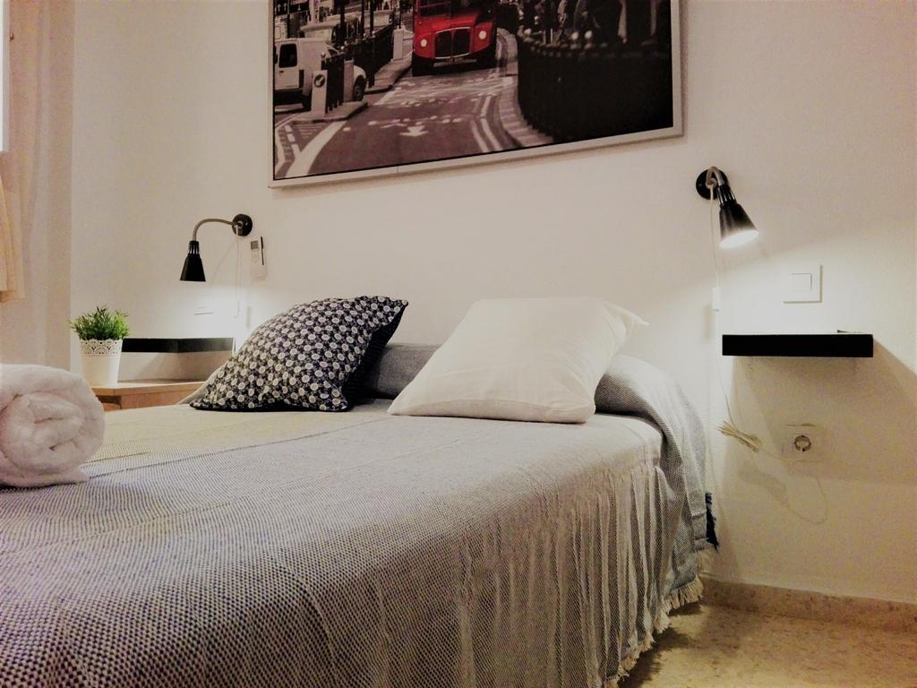 Duplex En Corral De Vecinos San Bernardo Leilighet Sevilla Eksteriør bilde