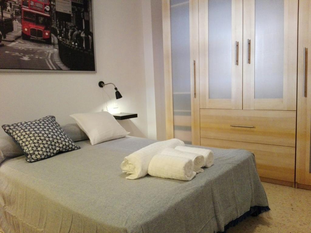 Duplex En Corral De Vecinos San Bernardo Leilighet Sevilla Eksteriør bilde