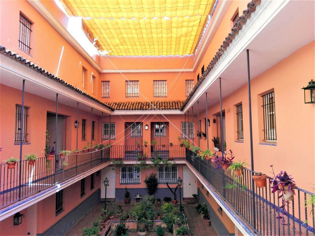 Duplex En Corral De Vecinos San Bernardo Leilighet Sevilla Eksteriør bilde