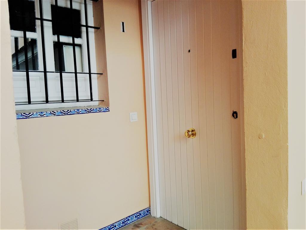 Duplex En Corral De Vecinos San Bernardo Leilighet Sevilla Eksteriør bilde
