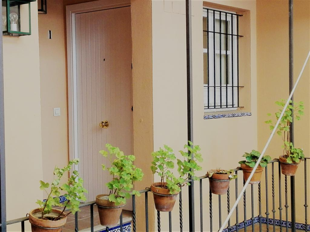Duplex En Corral De Vecinos San Bernardo Leilighet Sevilla Eksteriør bilde