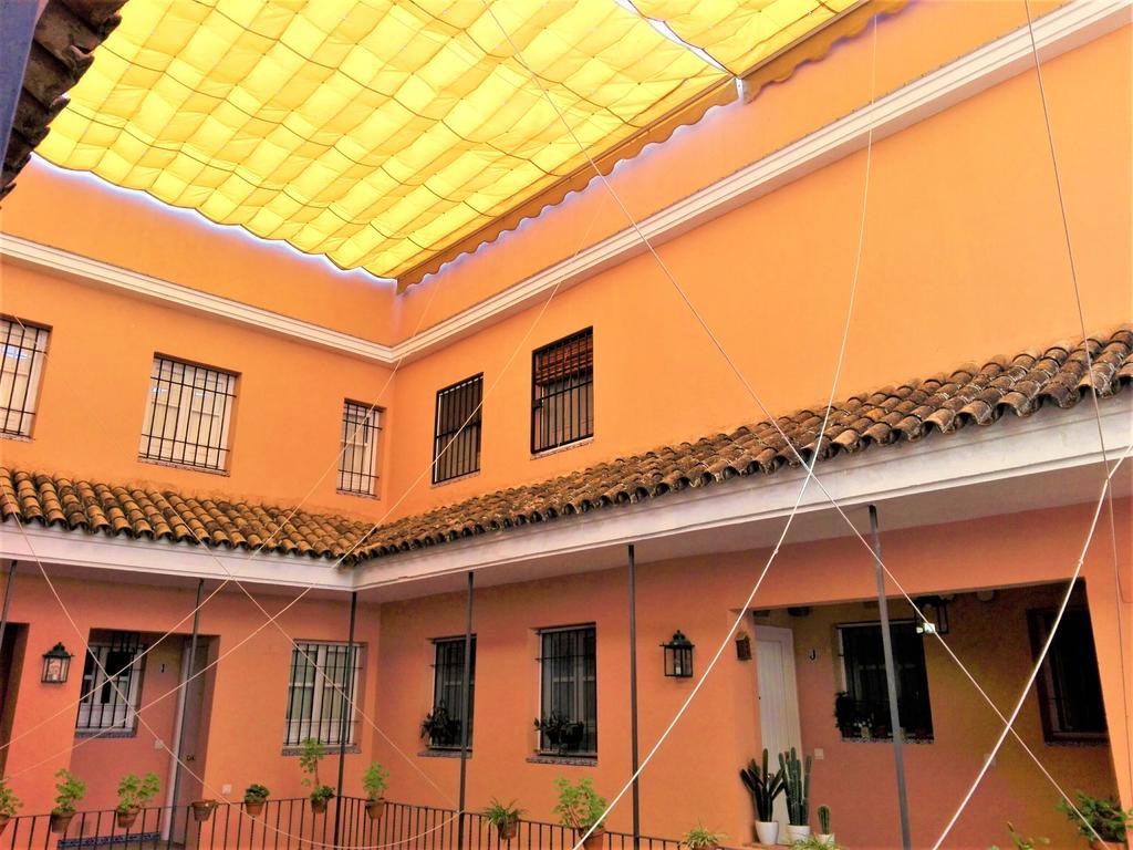 Duplex En Corral De Vecinos San Bernardo Leilighet Sevilla Eksteriør bilde