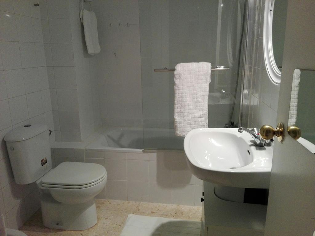 Duplex En Corral De Vecinos San Bernardo Leilighet Sevilla Eksteriør bilde